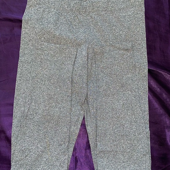 H&M Grey Speckled Leggings - Picture 3 of 6